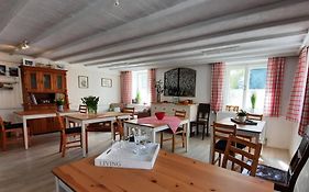 B&B Leonhard 7